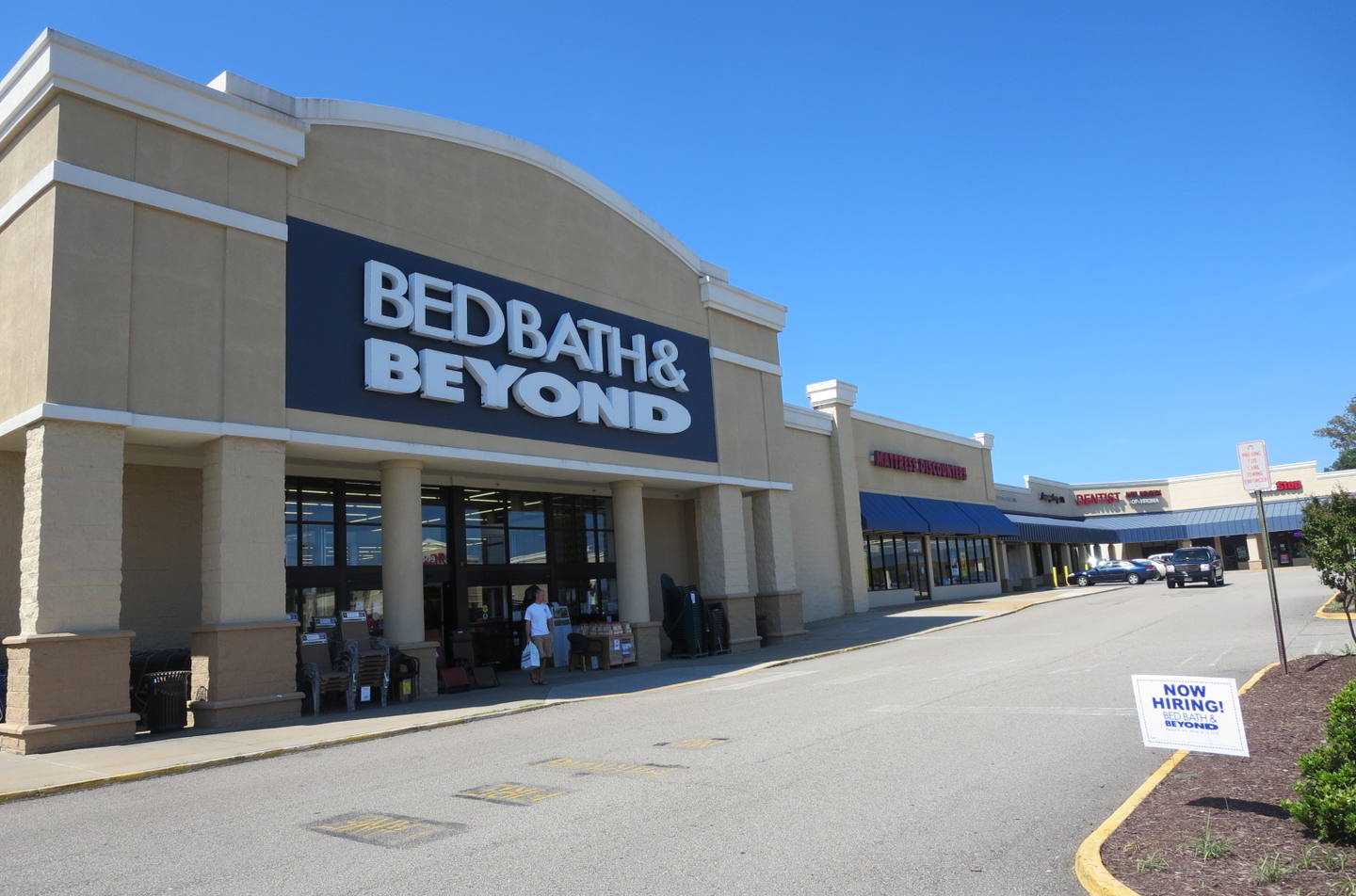 TOWNE CROSSING: 